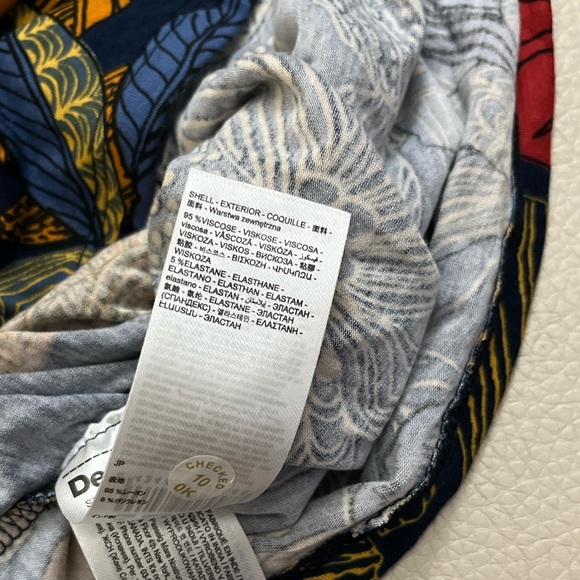 NWT - Desigual Women’s Long Sleeve Floral Prints T Shirt - Size XL - Picture 9 of 10